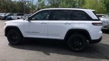 New 2024 Jeep Grand Cherokee Altitude image 4