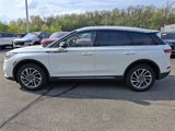 Certified 2022 Lincoln Corsair AWD w/ Equipment Group 101A image 4