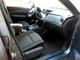 Used 2017 Nissan Rogue S image 6