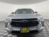 New 2025 Chevrolet Trax RS image 2