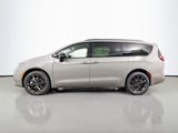 New 2025 Chrysler Pacifica Limited image 4