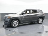 Used 2018 Jeep Compass Sport image 2