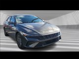 Used 2024 Hyundai Elantra SEL image 3