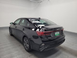 Used 2022 Kia Forte LXS image 5