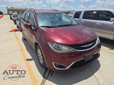 Used 2019 Chrysler Pacifica Touring-L image 2