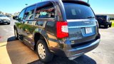 Used 2016 Chrysler Town & Country LX image 5
