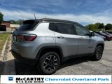 Used 2019 Jeep Compass Trailhawk image 3