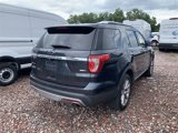 Used 2017 Ford Explorer Limited image 3