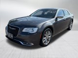 Used 2018 Chrysler 300 Limited w/ Safetytec Plus Group image 3