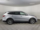 Used 2017 Hyundai Santa Fe SE image 5