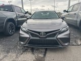 Used 2021 Toyota Camry SE image 2