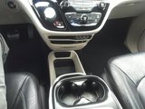 Used 2022 Chrysler Pacifica Touring-L image 5