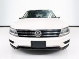 Used 2018 Volkswagen Tiguan SE w/ Panoramic Sunroof Package image 2