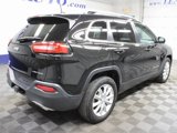 Used 2017 Jeep Cherokee Limited w/ Trailer Tow Group image 4