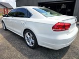 Used 2014 Volkswagen Passat TDI SE image 6