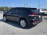 Used 2022 Volkswagen Atlas Cross Sport SE image 5