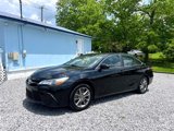 Used 2016 Toyota Camry LE image 2