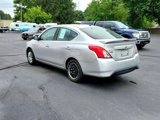 Used 2019 Nissan Versa SV image 3