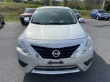 Used 2019 Nissan Versa SV image 3