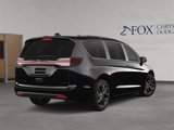 New 2025 Chrysler Pacifica Limited image 5