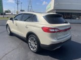 Used 2016 Lincoln MKX Reserve w/ Technology Package image 3