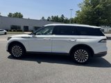 Used 2022 Lincoln Aviator AWD w/ Premium Package image 4