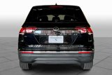 Used 2022 Volkswagen Tiguan SE w/ 2-Row Tiguan MDO Package image 4