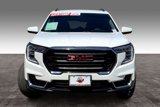 Used 2023 GMC Terrain SLE w/ Driver Convenience Package image 2