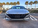 Used 2021 Hyundai Elantra SE image 2