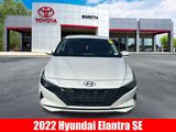 Used 2022 Hyundai Elantra SE image 2