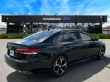 Used 2021 Volkswagen Passat 2.0T R-Line image 4