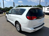 Used 2022 Chrysler Voyager LX image 5
