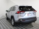 Used 2021 Toyota RAV4 LE image 4
