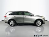 Used 2019 Kia Sorento LX w/ LX Convenience Package image 4