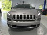 Used 2018 Jeep Cherokee Limited image 2