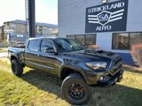 Used 2021 Toyota Tacoma TRD Sport image 2