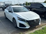 Used 2024 Nissan Altima 2.5 SV image 2