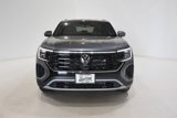 New 2025 Volkswagen Atlas Cross Sport SE image 2