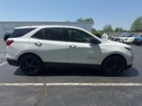 Used 2019 Chevrolet Equinox LT image 2
