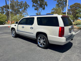 Used 2008 Cadillac Escalade ESV AWD image 3