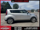 Used 2019 Kia Soul + image 3