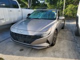 Used 2023 Hyundai Elantra SEL w/ Convenience Package image 2