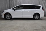 Used 2022 Chrysler Voyager LX image 5