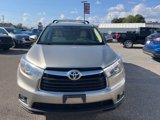 Used 2015 Toyota Highlander XLE image 2