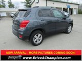 Used 2022 Chevrolet Trax LT w/ LT Convenience Package image 4