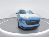 Used 2022 GMC Terrain SLE image 3