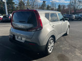 Used 2022 Kia Soul LX image 4