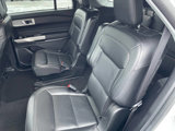 Used 2022 Ford Explorer Limited image 4