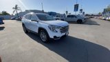 Used 2024 GMC Terrain SLT image 3