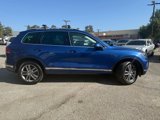 Used 2016 Volkswagen Touareg VR6 image 2